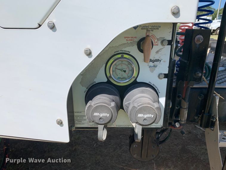 image for item EJ2866 2020 Kenworth T880 semi truck