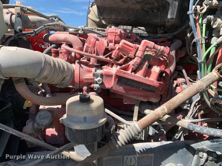 image for item EJ2866 2020 Kenworth T880 semi truck