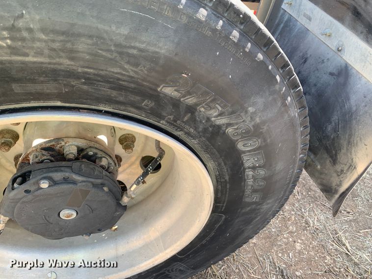 image for item EJ2866 2020 Kenworth T880 semi truck