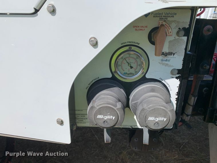 image for item EJ2867 2020 Kenworth  T880 semi truck