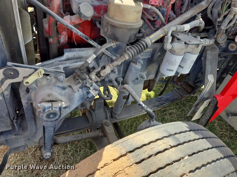 image for item EJ2868 2015 Peterbilt  365 semi truck