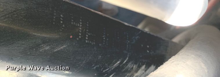 image for item EJ2870 2016 Kenworth  T880 semi truck