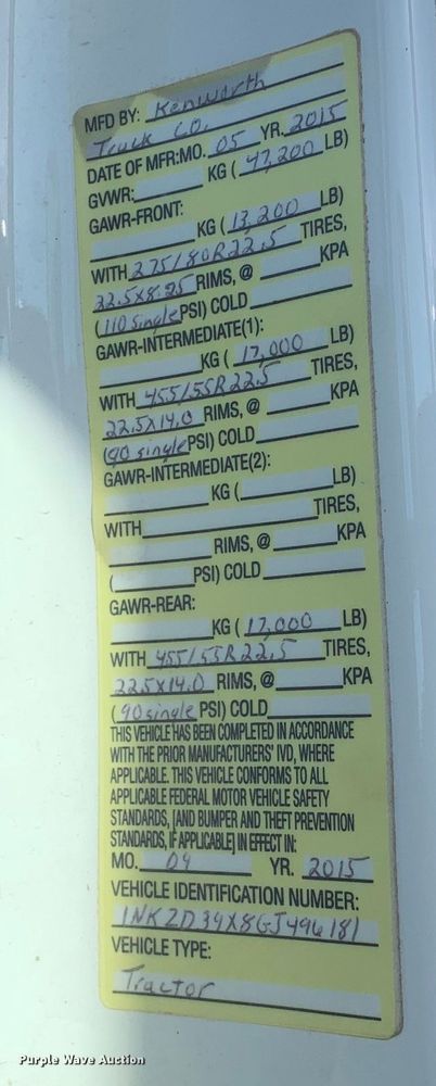 image for item EJ2870 2016 Kenworth  T880 semi truck