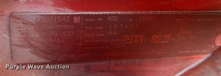 image for item EJ2872 2016 Kenworth  T880 semi truck