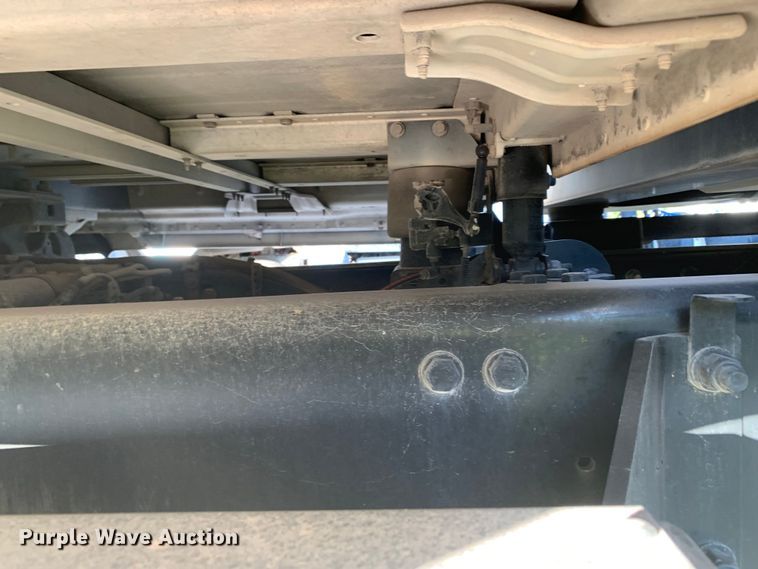 image for item EJ2873 2020 Kenworth  T880 semi truck