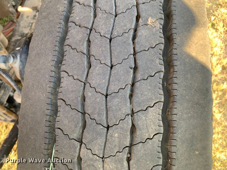 image for item EJ2873 2020 Kenworth  T880 semi truck