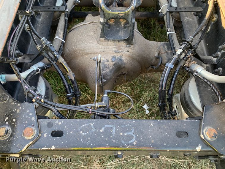 image for item EJ2874 2020 Kenworth  T880 semi truck