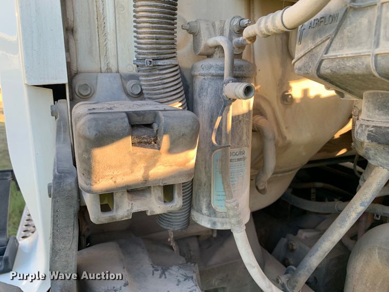 image for item EJ2874 2020 Kenworth  T880 semi truck