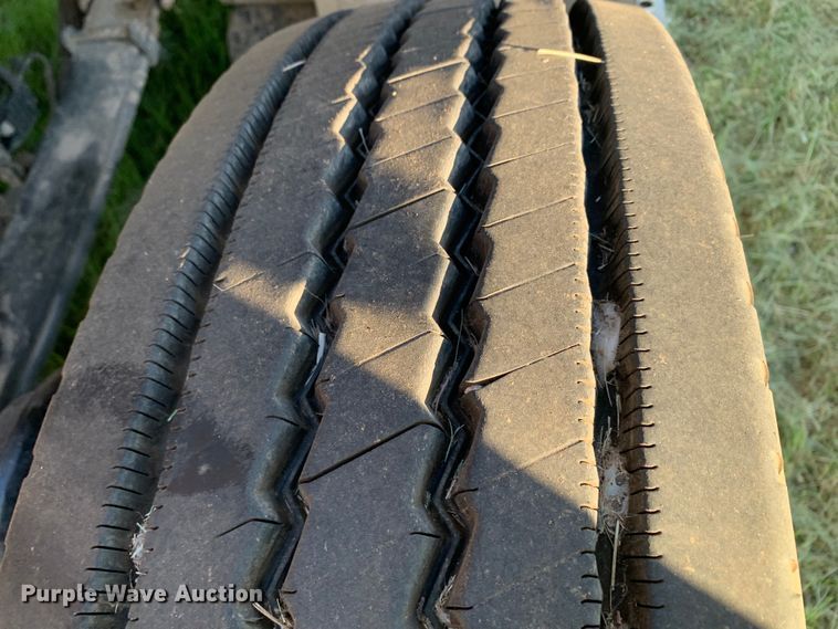 image for item EJ2874 2020 Kenworth  T880 semi truck