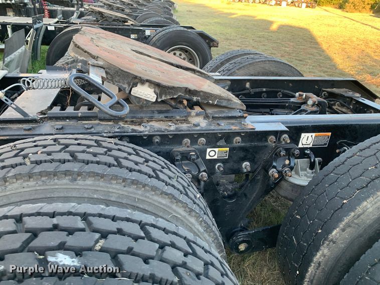 image for item EJ2875 2020 Kenworth  T880 semi truck