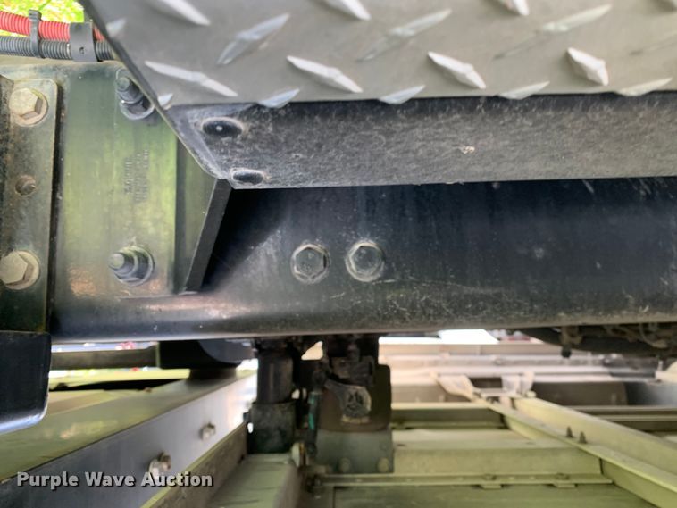 image for item EJ2876 2020 Kenworth  T880 semi truck