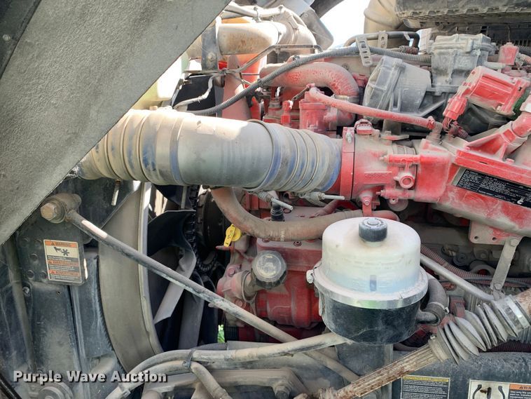 image for item EJ2876 2020 Kenworth  T880 semi truck