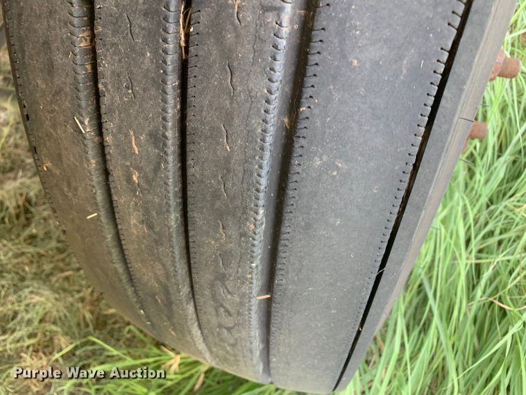 image for item EJ2876 2020 Kenworth  T880 semi truck