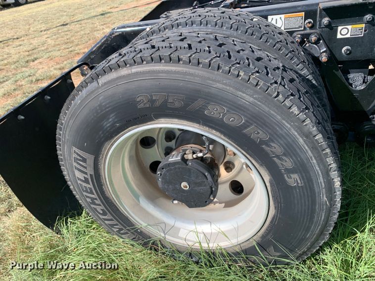 image for item EJ2876 2020 Kenworth  T880 semi truck