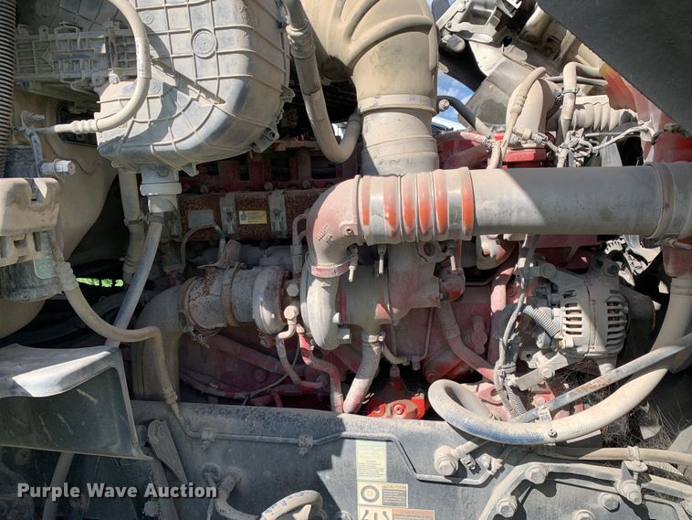 image for item EJ2877 2020 Kenworth  T880 semi truck