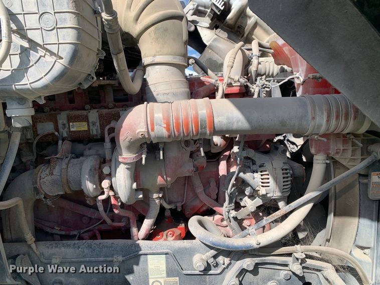 image for item EJ2877 2020 Kenworth  T880 semi truck