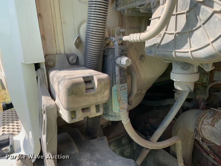 image for item EJ2877 2020 Kenworth  T880 semi truck