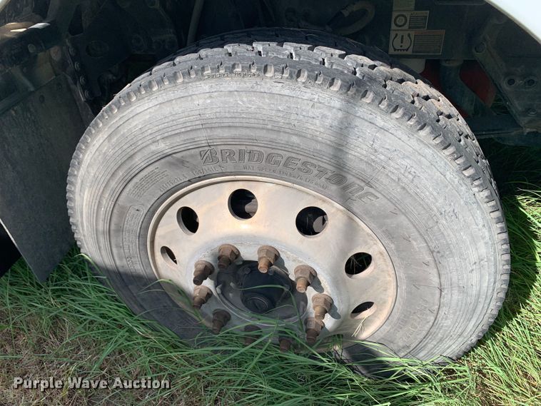 image for item EJ2877 2020 Kenworth  T880 semi truck