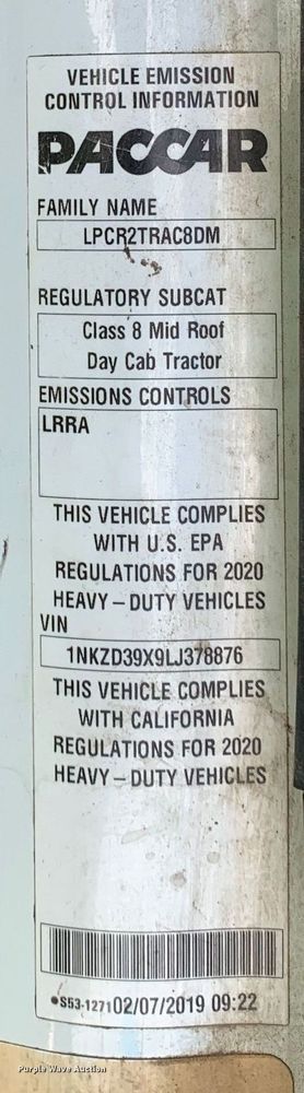 image for item EJ2877 2020 Kenworth  T880 semi truck