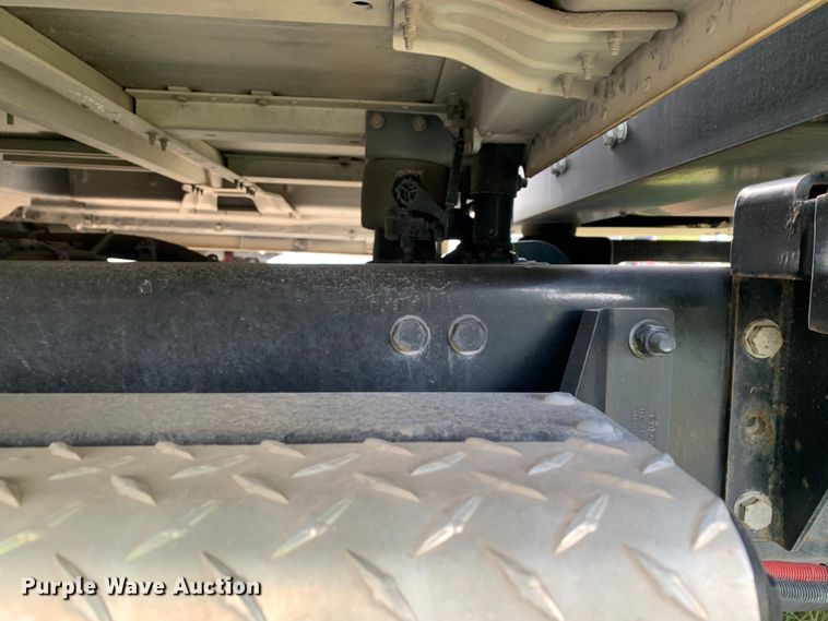 image for item EJ2878 2020 Kenworth  T880 semi truck