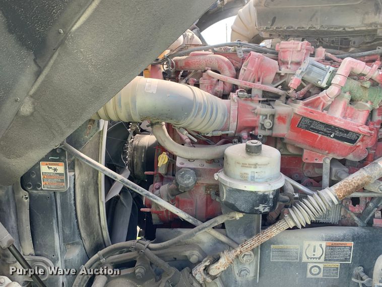 image for item EJ2878 2020 Kenworth  T880 semi truck
