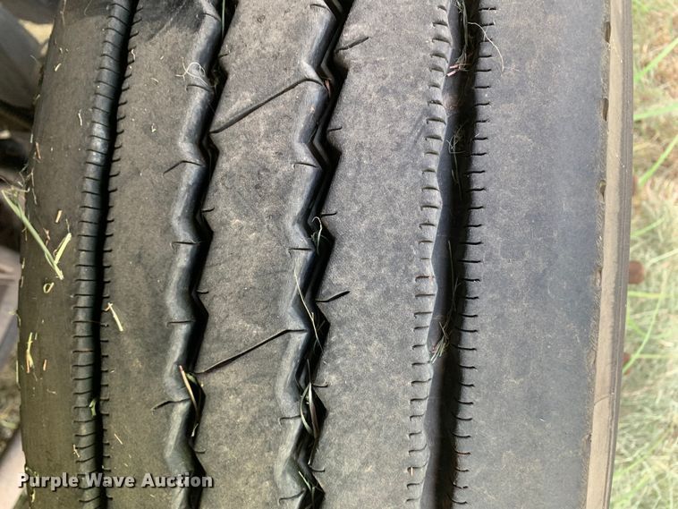 image for item EJ2878 2020 Kenworth  T880 semi truck