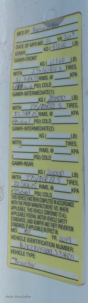 image for item EJ2878 2020 Kenworth  T880 semi truck