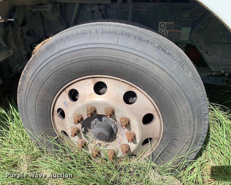 image for item EJ2880 2020 Kenworth  T880 semi truck