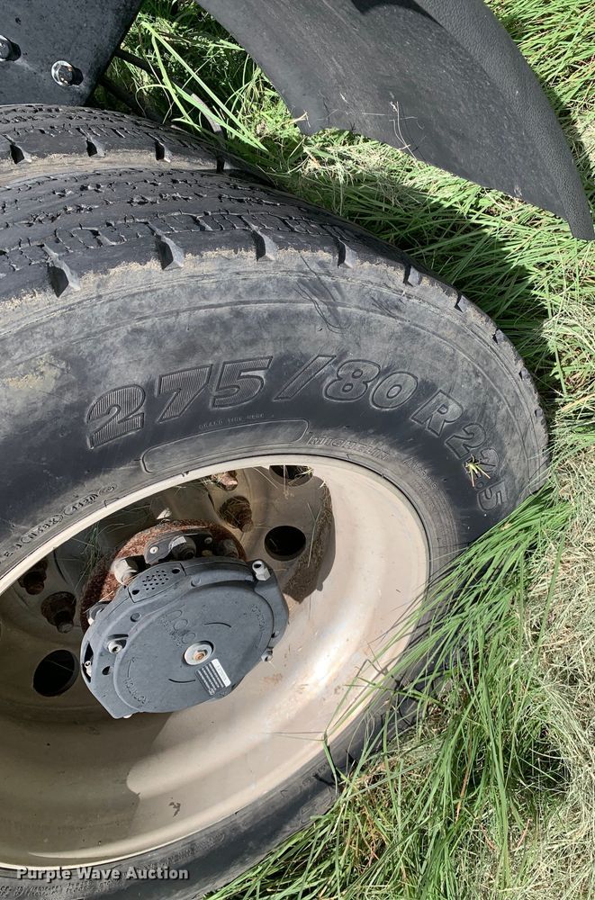 image for item EJ2880 2020 Kenworth  T880 semi truck