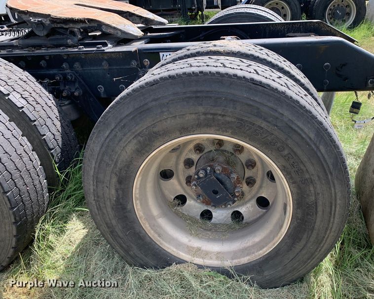 image for item EJ2880 2020 Kenworth  T880 semi truck