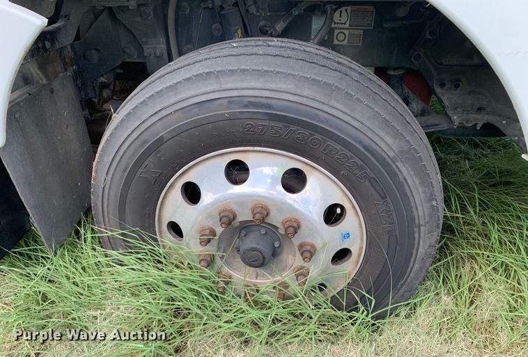 image for item EJ2881 2020 Kenworth  T880 semi truck