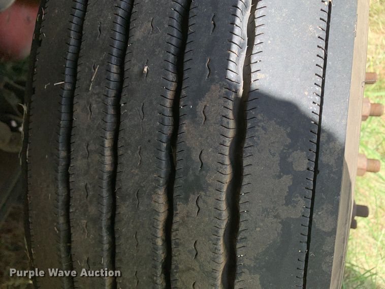 image for item EJ2882 2020 Kenworth  T880 semi truck