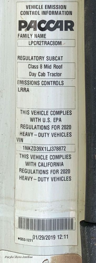 image for item EJ2882 2020 Kenworth  T880 semi truck