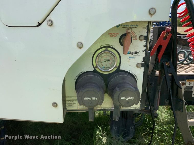 image for item EJ2883 2020 Kenworth  T880 semi truck