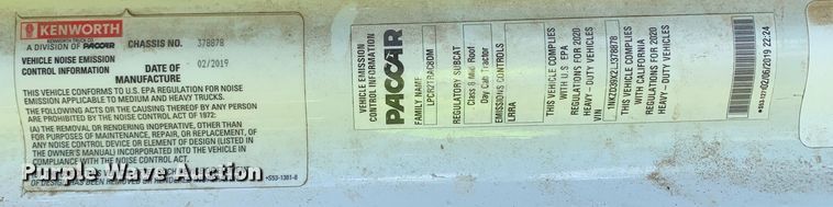 image for item EJ2884 2020 Kenworth  T880 semi truck