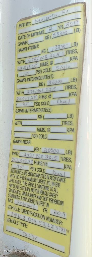 image for item EJ2884 2020 Kenworth  T880 semi truck