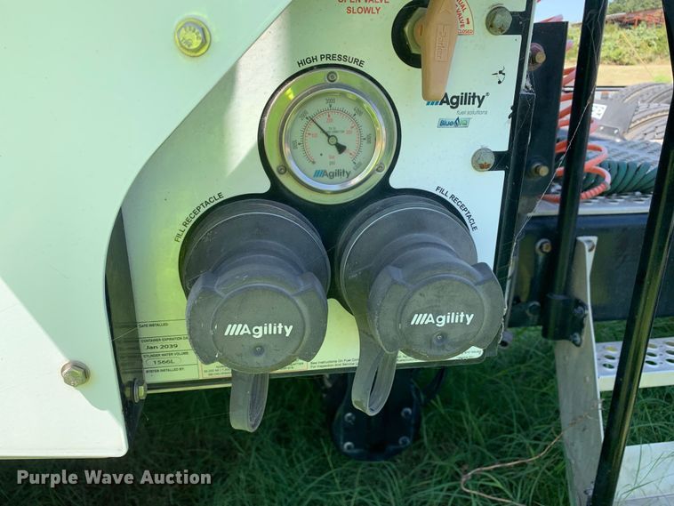 image for item EJ2887 2020 Kenworth  T880 semi truck