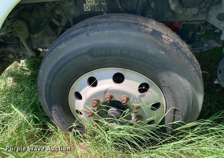 image for item EJ2887 2020 Kenworth  T880 semi truck