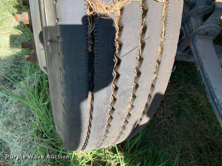 image for item EJ2888 2020 Kenworth  T880 semi truck