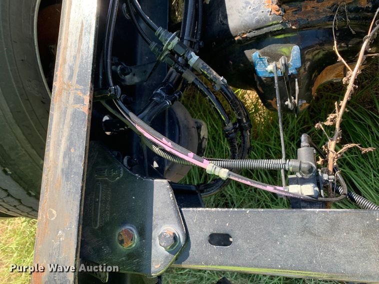 image for item EJ2889 2020 Kenworth  T880 semi truck