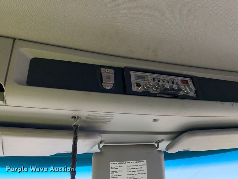 image for item EJ2889 2020 Kenworth  T880 semi truck