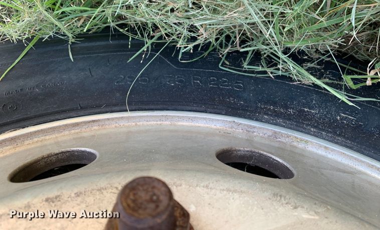 image for item EJ2890 2020 Kenworth  T880 semi truck