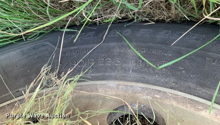 image for item EJ2890 2020 Kenworth  T880 semi truck