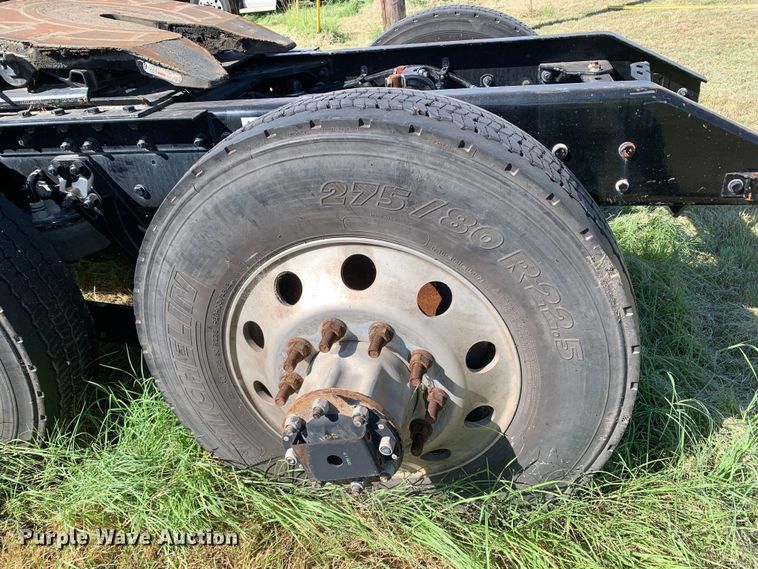 image for item EJ2890 2020 Kenworth  T880 semi truck