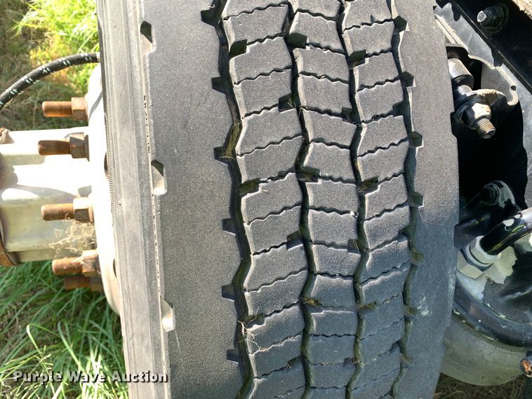 image for item EJ2890 2020 Kenworth  T880 semi truck