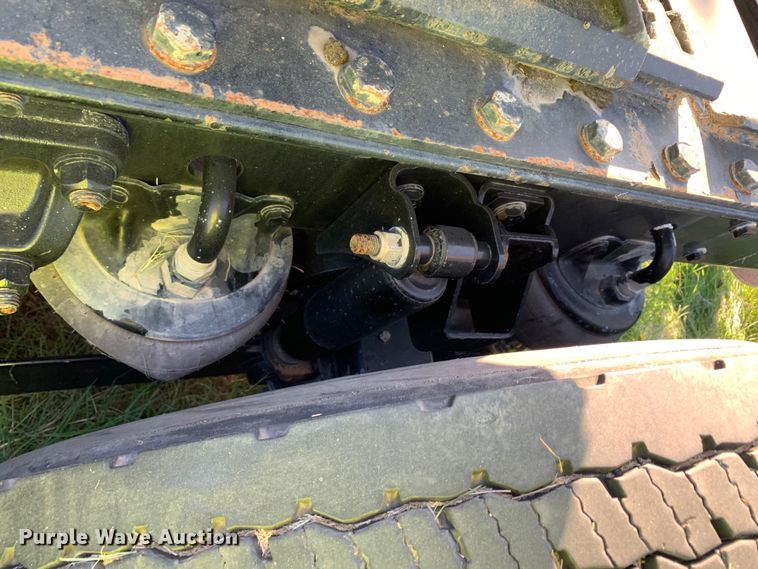 image for item EJ2892 2020 Kenworth T880 semi truck