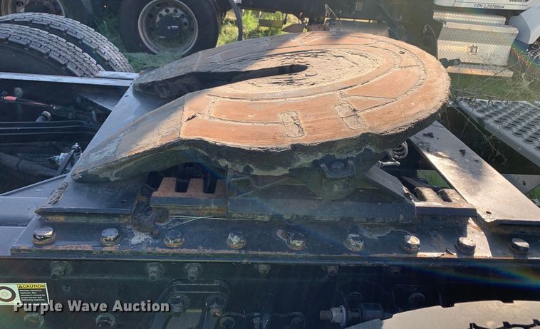 image for item EJ2892 2020 Kenworth T880 semi truck