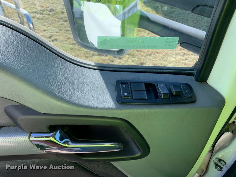 image for item EJ2892 2020 Kenworth T880 semi truck