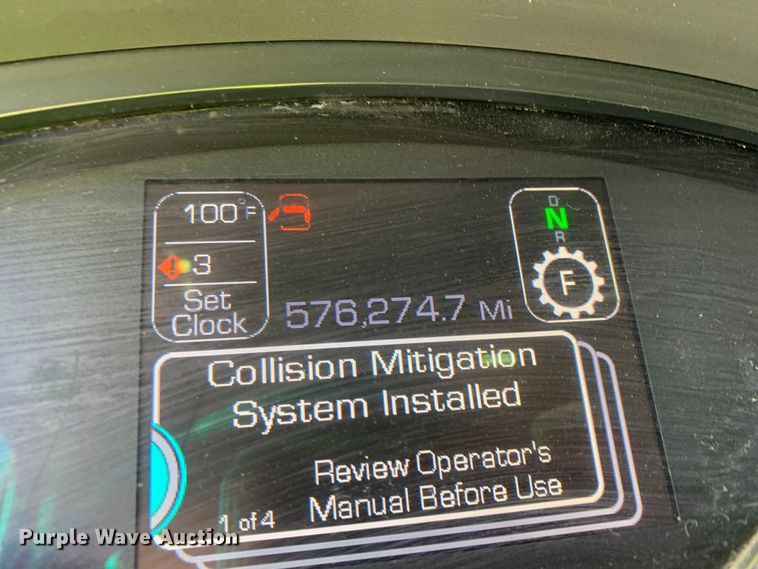 image for item EJ2892 2020 Kenworth T880 semi truck