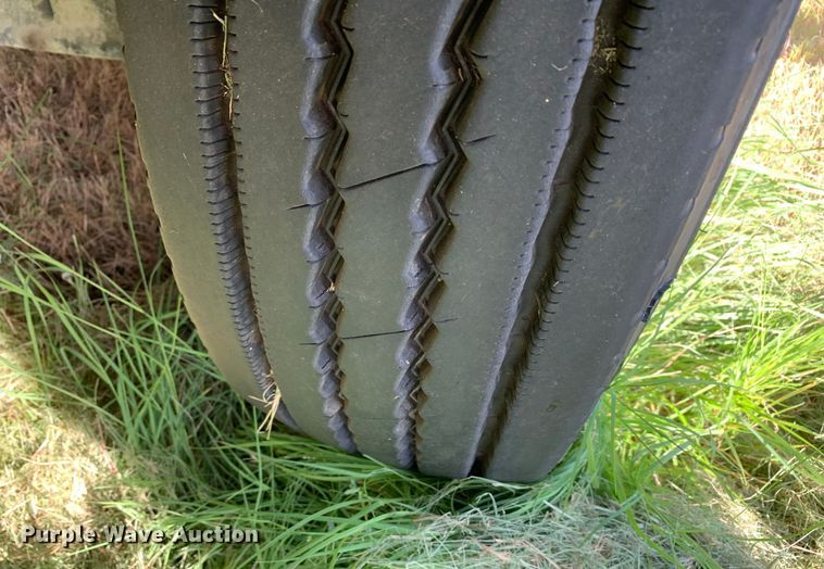 image for item EJ2892 2020 Kenworth T880 semi truck